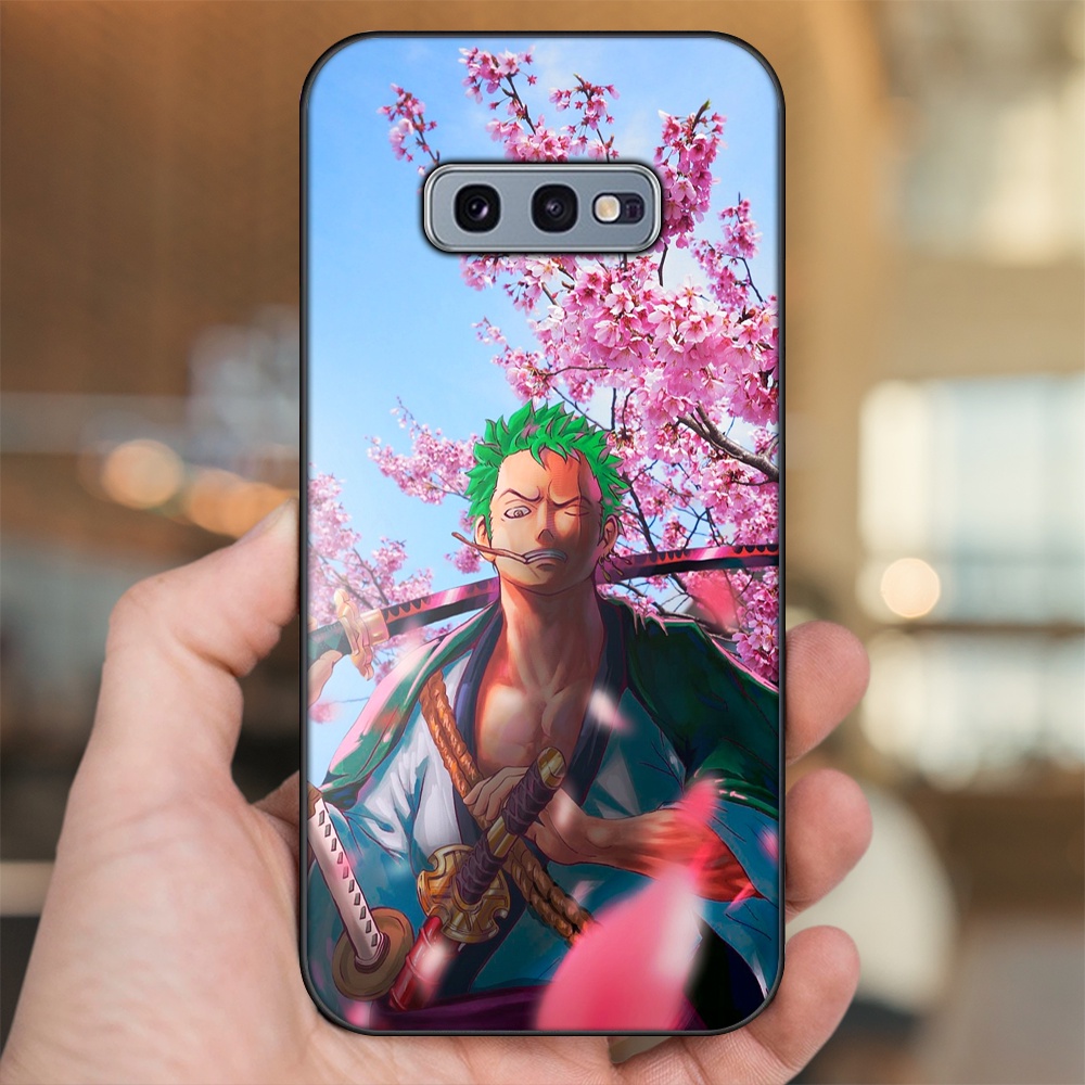 Ốp lưng Samsung S10e viền đen in hình Zoro One Piece