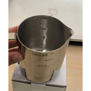 Ca đánh sữa inox có chia vạch 350ml