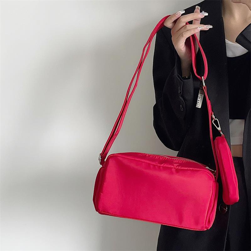 Túi đeo chéo IELGY dáng vuông nhỏ dễ phối đồ thời trang dành cho nữ