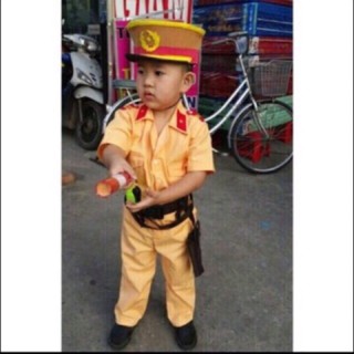 ĐỒ  CÔNG  AN CHO BÉ