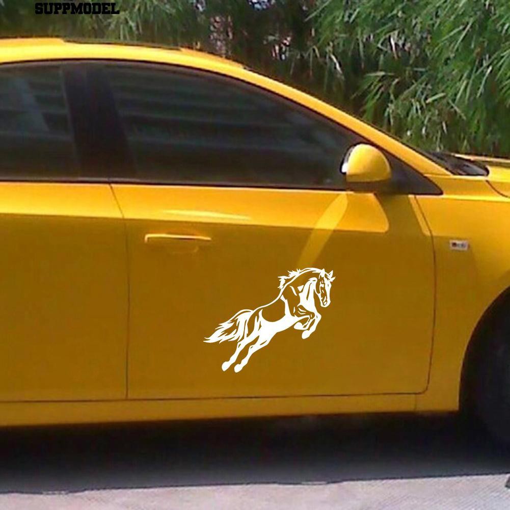 Decal hình ngựa phản quang dán trang trí thân xe oto