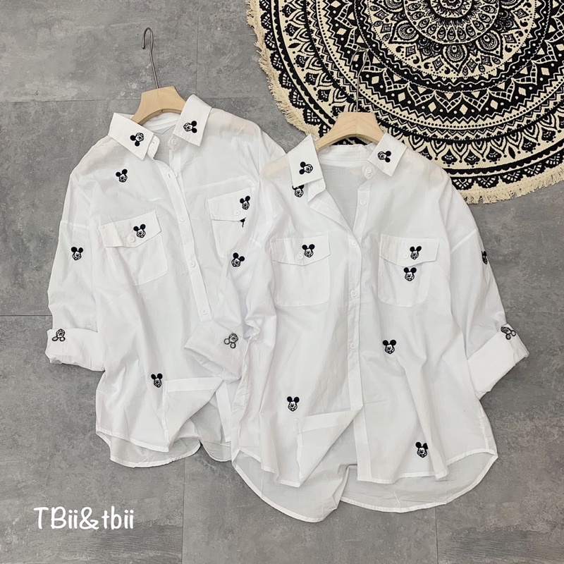 áo sơmi trắng thêu mickey
