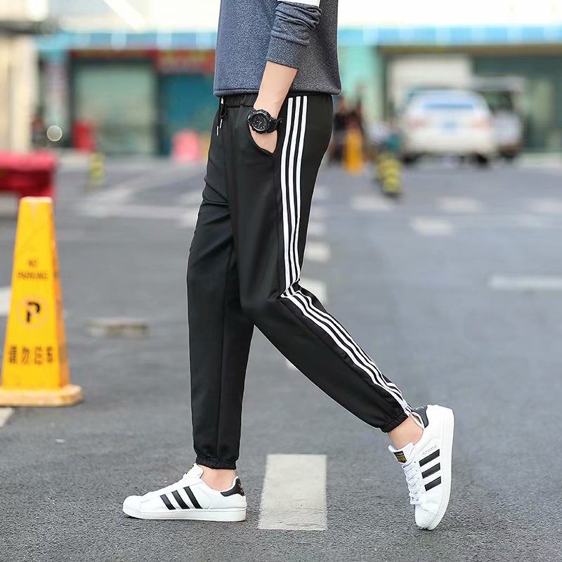 Young dynamic style wide leg pants for men | BigBuy360 - bigbuy360.vn