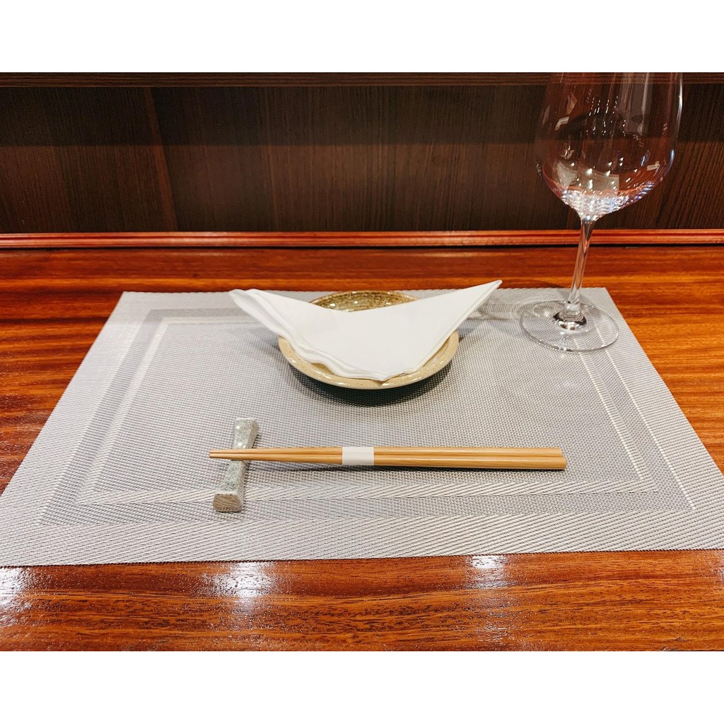Tấm lót bàn ăn cách nhiệt giá rẻ chống trơn trượt levika, hàng cao cấp ( tam lot ban an ) | BigBuy360 - bigbuy360.vn