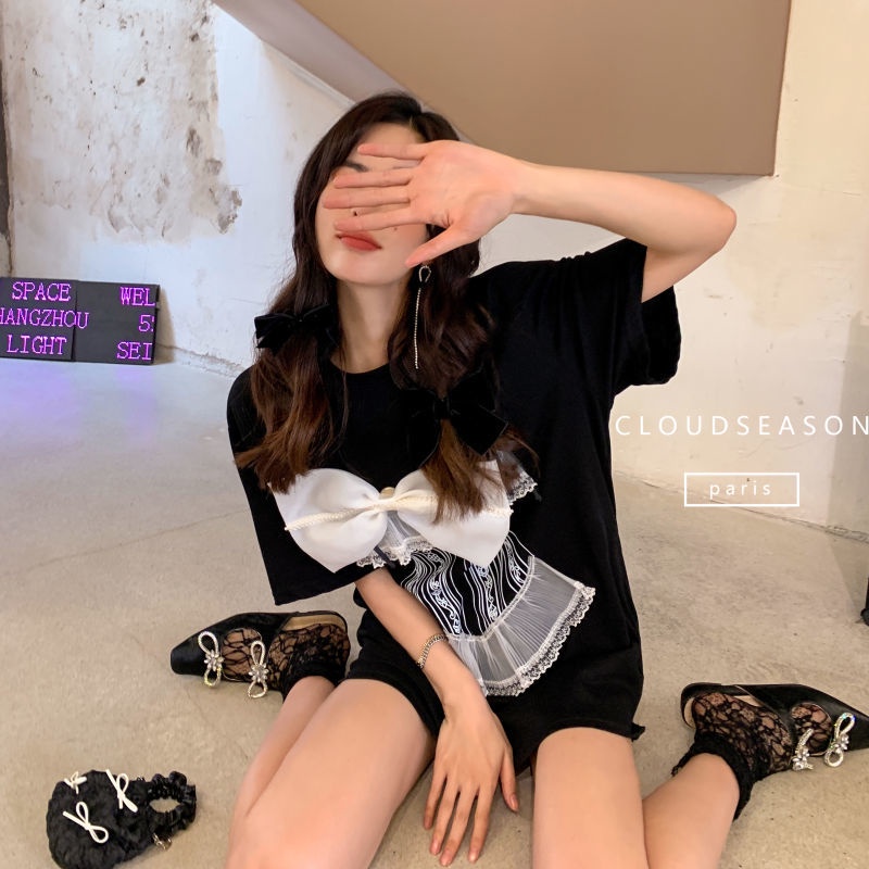 Áo thun màu đen ngắn tay dáng rộng trang trí nơ phối ren thời trang mùa hè cho nữ