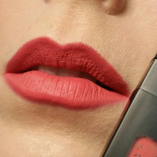 [Sale] Son kem siêu lì Rival de Loop