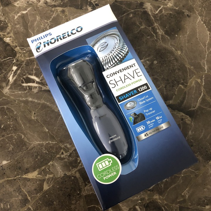 Máy cạo râu nhãn hiệu Philips công suất 2W, pin NiMH, lưỡi cắt CloseCut sử dụng khô và ướt  AT620 - Bảo hành 24 tháng