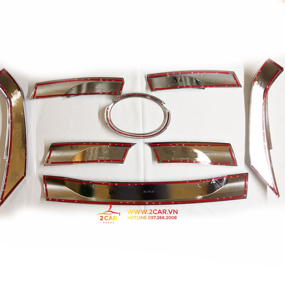 Ốp Mặt Ca lăng, calang trên xe Toyota Fortuner 2017- 2018 2019 2020 2021 mạ crom