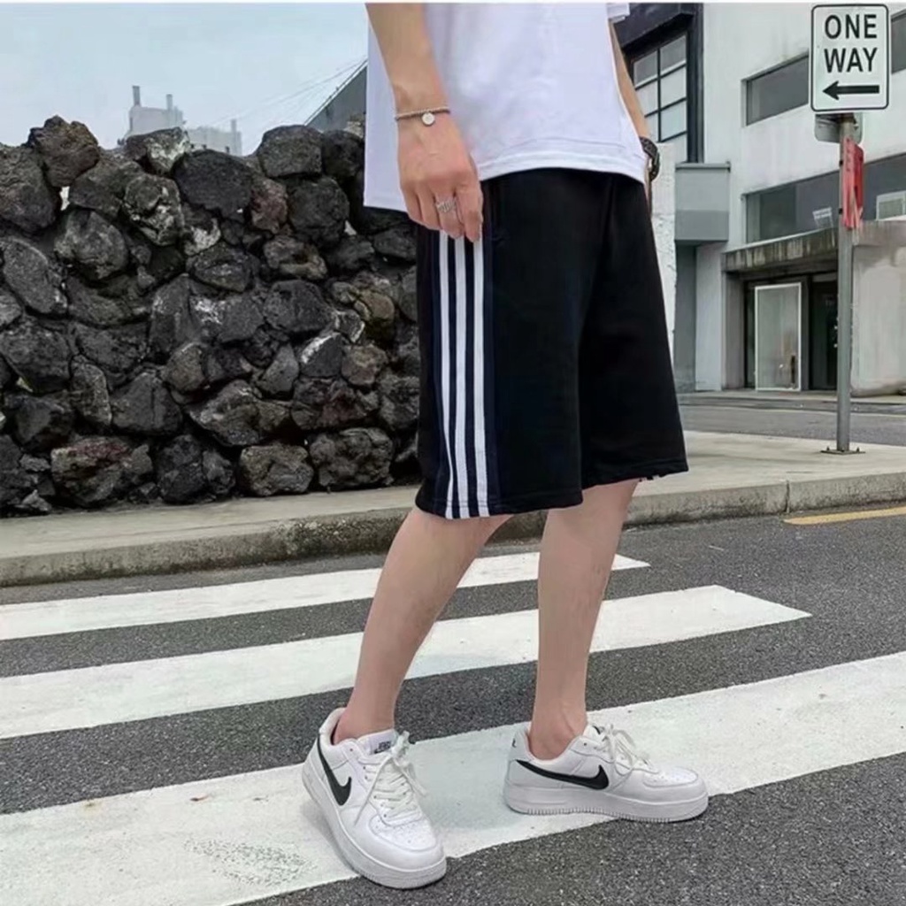 Quần Short Thể Thao Kẻ Sọc Thời Trang Hàn Quốc Cho Nam