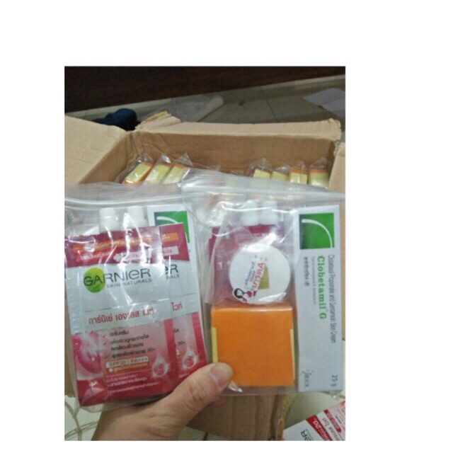 FREESHIP 99K Set kem nam GARNIER cao cấp chống lão hoá | BigBuy360 - bigbuy360.vn