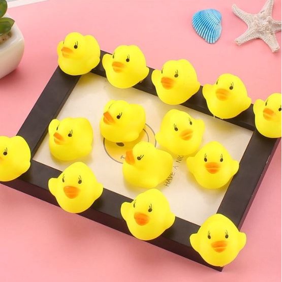 Vịt chút chít thả bồn tắm đồ chơi cho bé