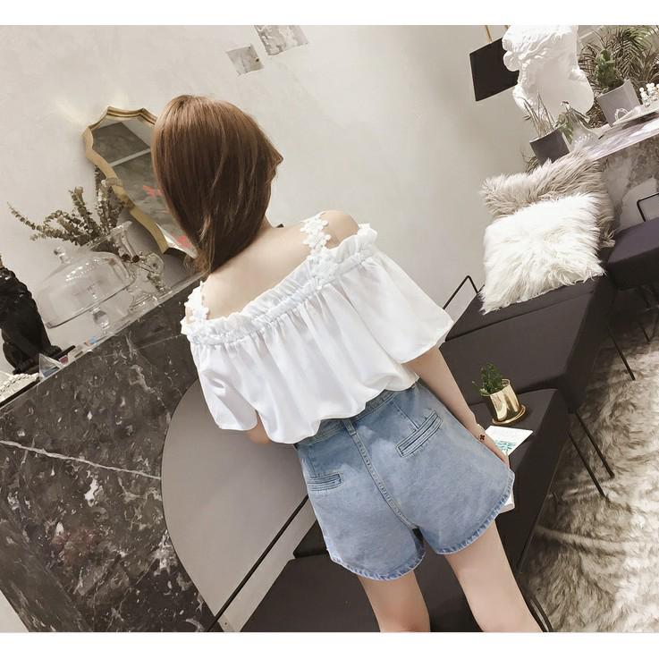 Áo trễ vai dây