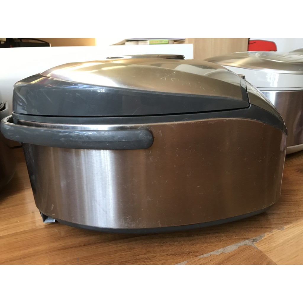 NỒI CƠM ĐIỆN CAO TẦN TOSHIBA RC - 10GG , BẢO HÀNH 1 ĐỔI 1, BAO ZIN TỪNG CON ỐC