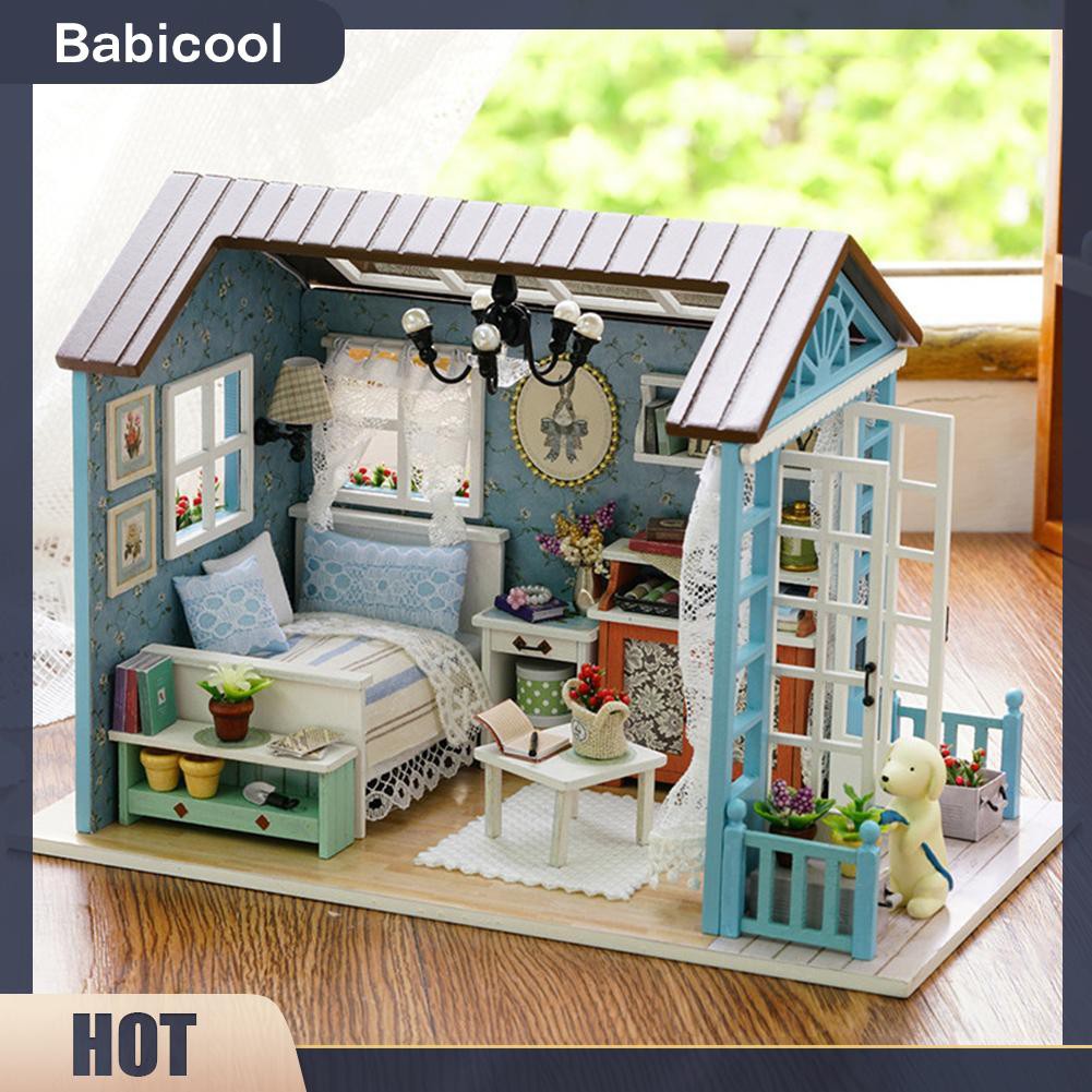 Bộ Nội Thất Mini Bằng Gỗ Cho Nhà Búp Bê