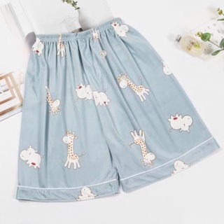 Quần đùi hoạ tiết ngộ nghĩnh
