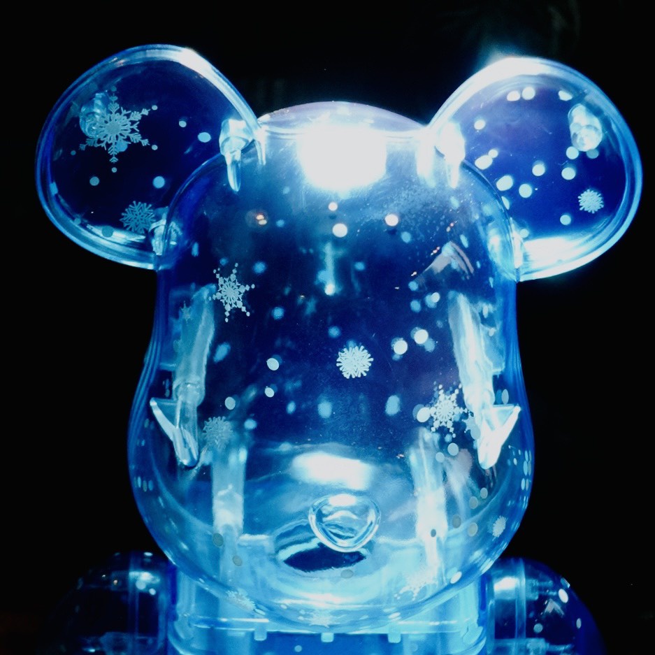 BEARBRICK 400% NHÀ GA MARUNOUCHI SNOW VER. CỰC ĐẸP - ĐỒ CHƠI SƯU TẦM NHẬT BẢN GIÁ TỐT - HÀNG CHÍNH HÃNG 100%