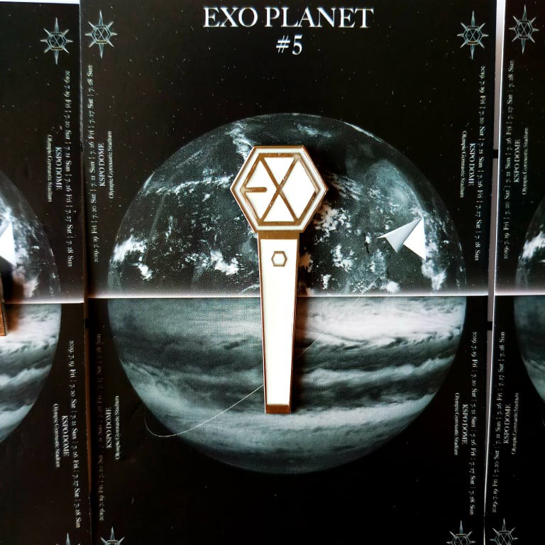 Huy hiệu EXO Planet #5