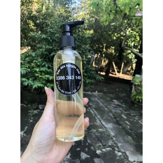 Dầu dừa nguyên chất Bến Tre 200ml ( Loại 1 có thể nấu ăn và dùng cho bé )