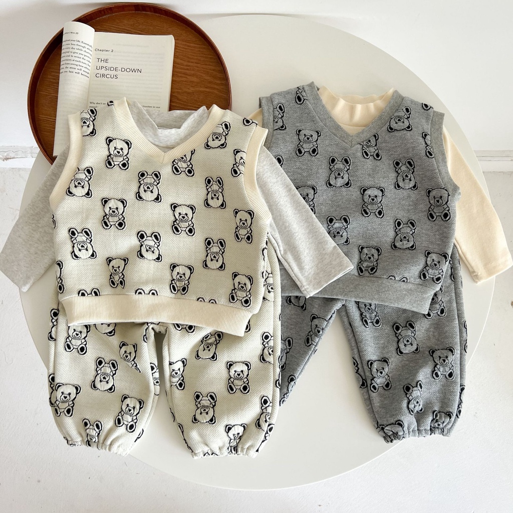 Bộ Áo Sát Nách Phối Quần Dài Vải Cotton In Hình Gấu Thời Trang Mùa Thu Cho Bé
