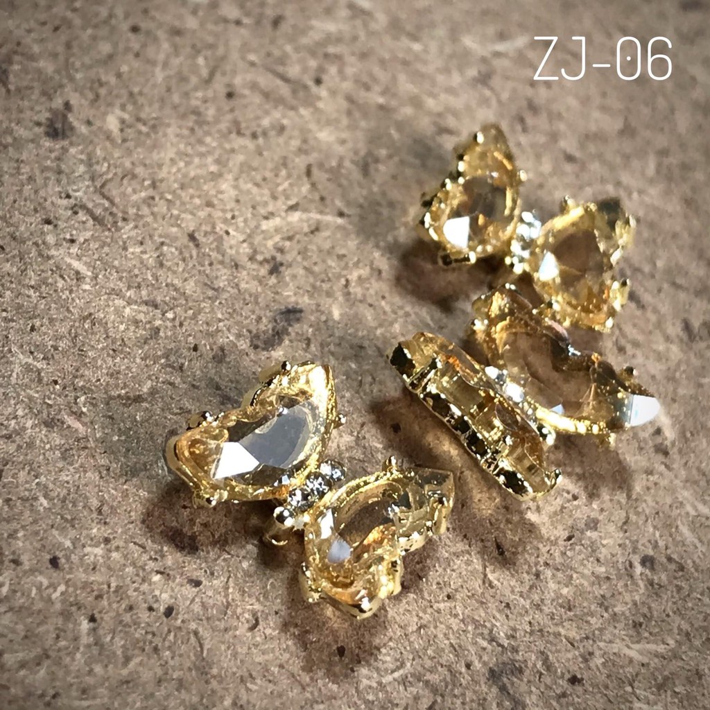 CHARM BƯỚM ĐÁ CAO CẤP