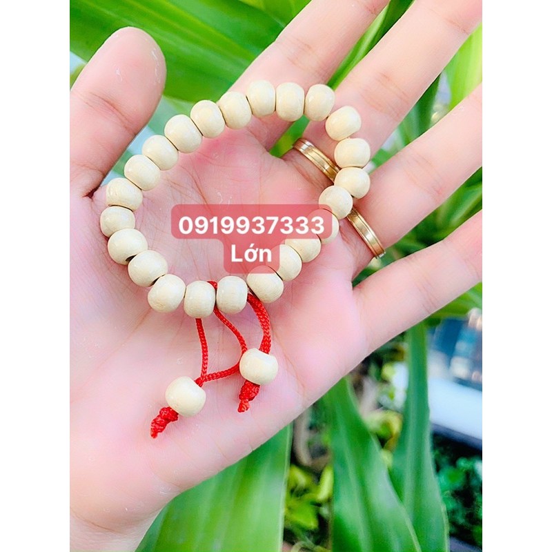 Vòng gỗ dâu cho bé