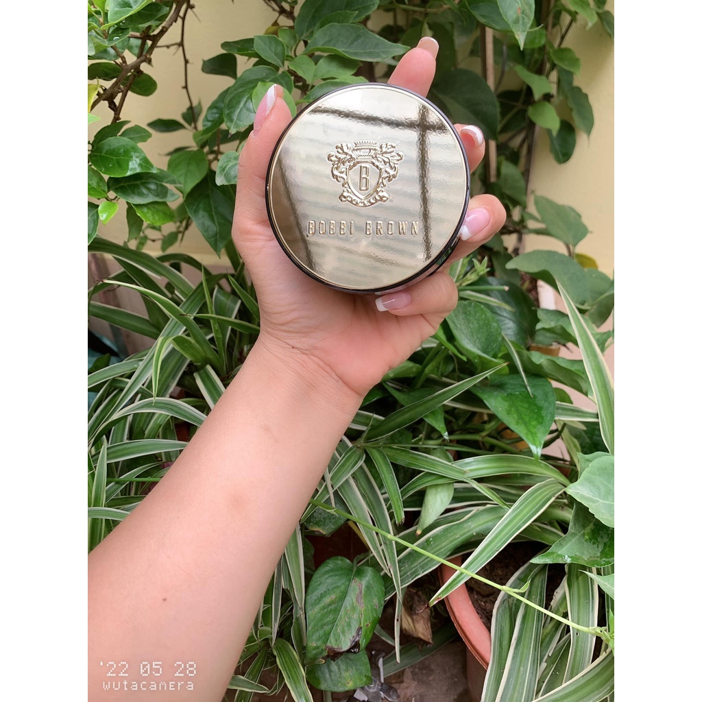Phấn nước cushion Bobbi Brown Intensive Skin Serum