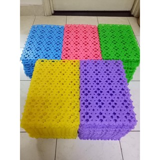 Miếng lót chuồng nhựa cho chó mèo