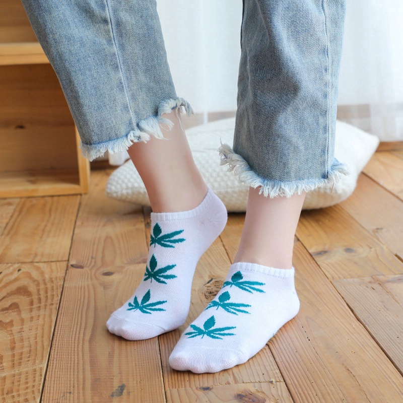 [Mới] Vớ Cotton Cao Cấp Thoải Mái Chất Lượng Cao / Vớ Thể Thao Đường Phố Hàn Quốc Hình Lá Phong Cho Nam