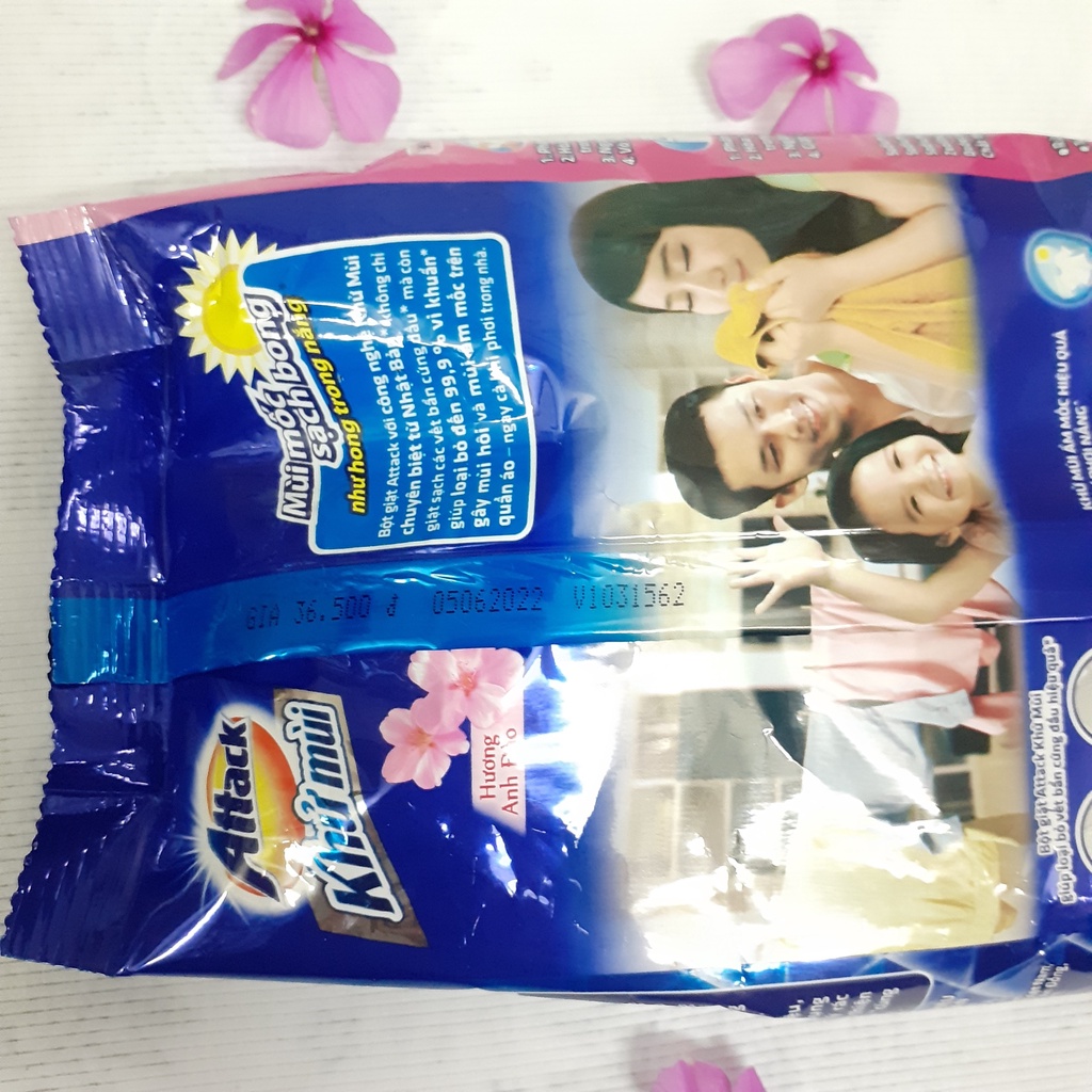 Bột giặt Attack khử mùi HOA ANH ĐÀO