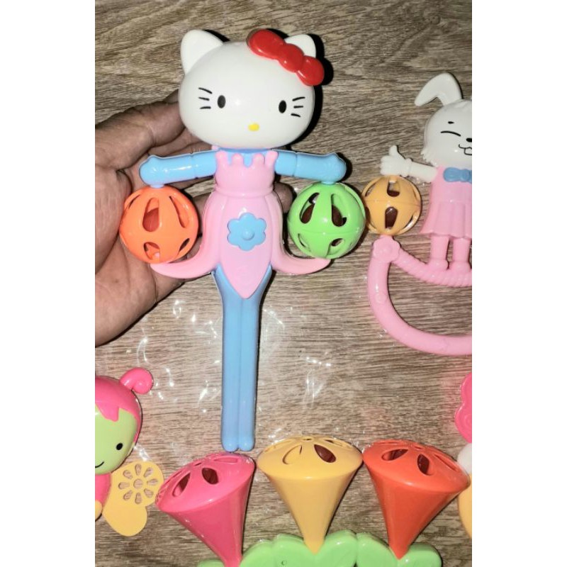 Sét 5 món lắc nhạc_lục lạc bằng nhựa cho bé