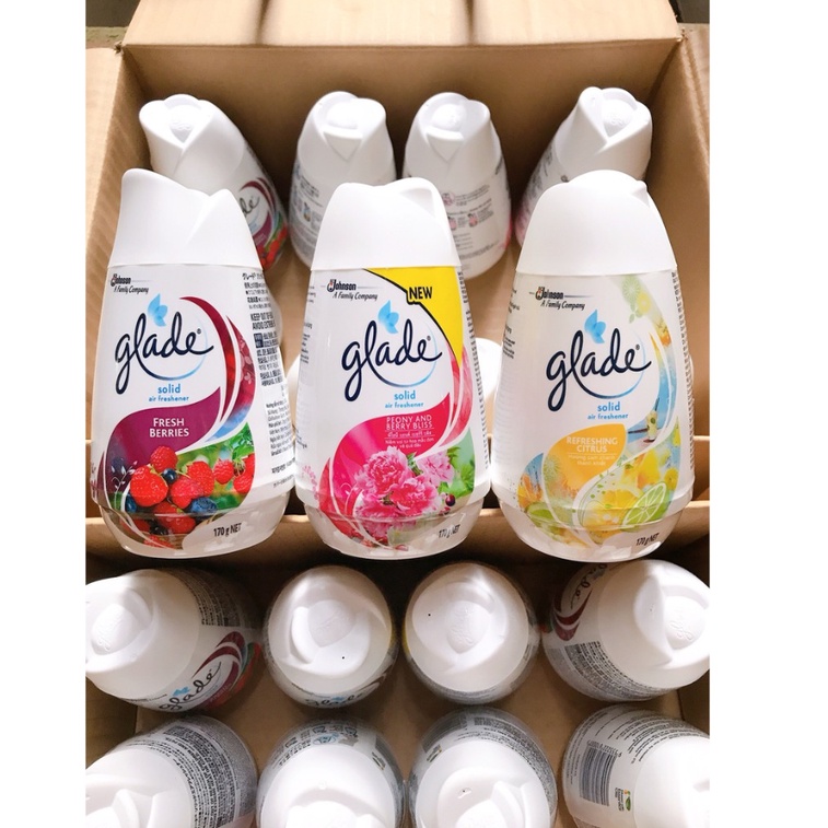 Sáp Thơm Dạng Đặc Hương Quả Dâu &amp; Hoa Mẫu Đơn Glade (170g)