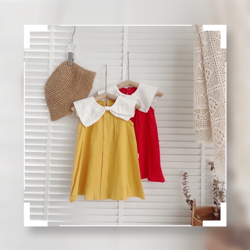 Váy hè sát nách nền màu trơn, cổ trắng thắt nơ cho bé gái 8-21kg- Chất thô cara mát