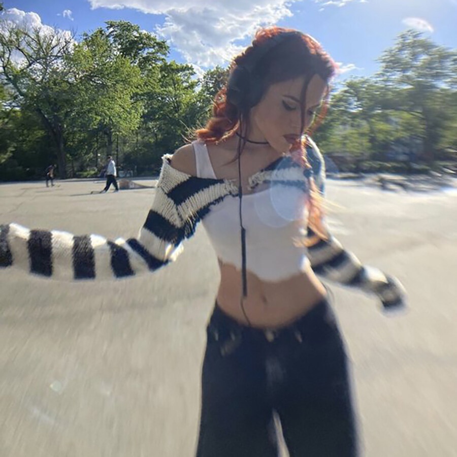 Áo kiểu crop top KLIOU trễ vai ôm dáng tay dài in họa tiết kẻ sọc thời trang mới 2023 xinh xắn dành cho nữ