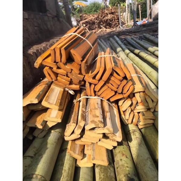 Thanh tre làm lồng, đồ thu công trang trí