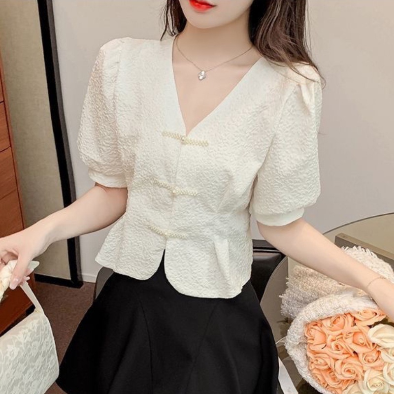 Áo Croptop Tay Phồng Cổ Chữ V Màu Trắng Thiết Kế Đơn Giản Thời Trang Mùa Hè 2022 Mới
