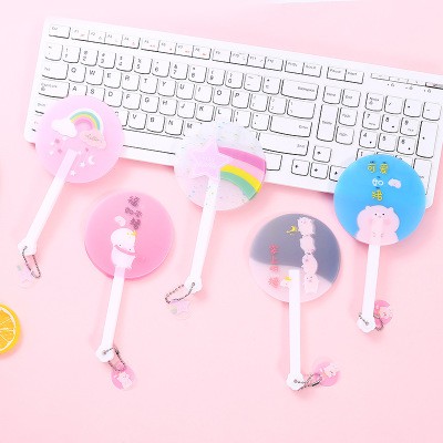 Quạt gấp pastel động vật hoa quả hình cắt Q12  nhựa cầm tay cute