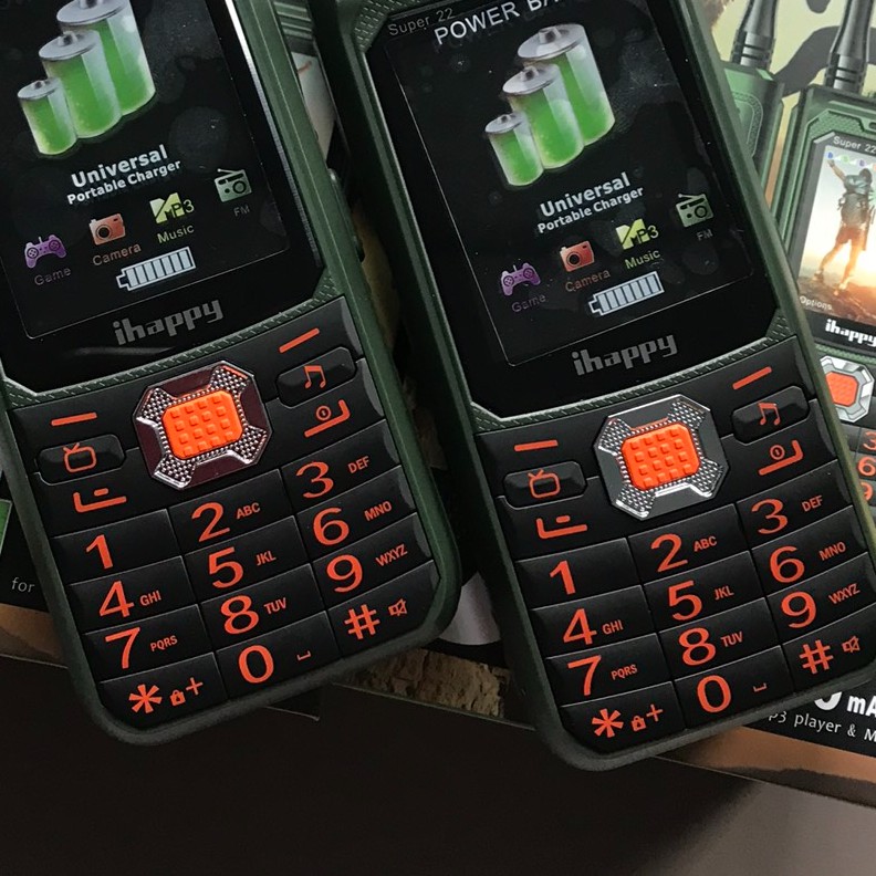 Điện thoại 4 sim pin khủng cho người già Super 22 loa to giá rẻ sạc được cho máy khác, đèn pin 2 bóng LED siêu sáng | BigBuy360 - bigbuy360.vn