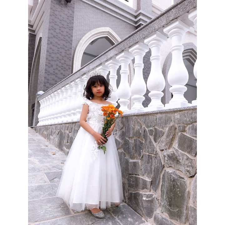 Váy công chúa bé gái thiết kế cao cấp cho bé đi dự tiệc phù dâu tùng dài siêu xòe sát nách màu trắng DBG093