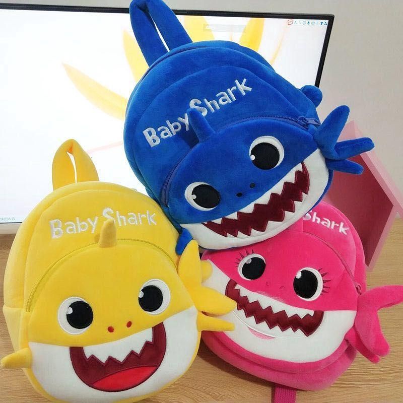 Ba lô đi học vải lông mini thiết kế cá mập Baby Shark mềm mại làm quà tặng cho trẻ em