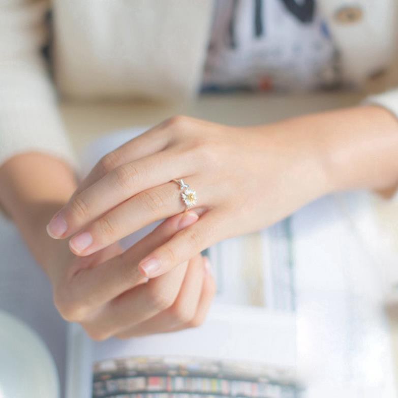 Nhẫn bạc nữ hình hoa hướng dương kích thước có thể điều chỉnh sành điệu cho nữ , thiết kế mới , ai đeo nhẫn cũng vừa ạ