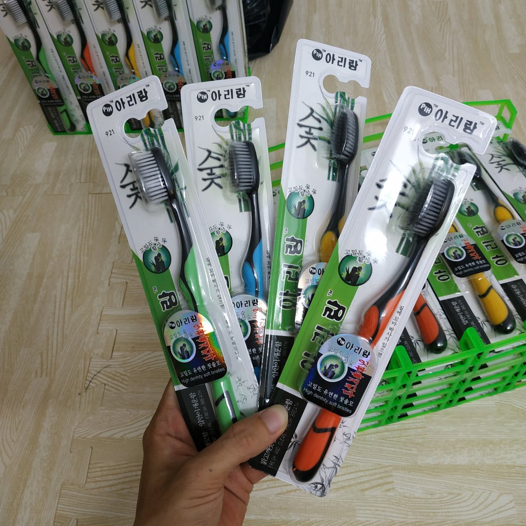Bàn chải đánh răng Bossi than tre hoạt tính Hàn Quốc 𝓢𝓱𝓸𝓹 𝓣𝓲𝓮̣̂𝓷 𝓘́𝓬𝓱