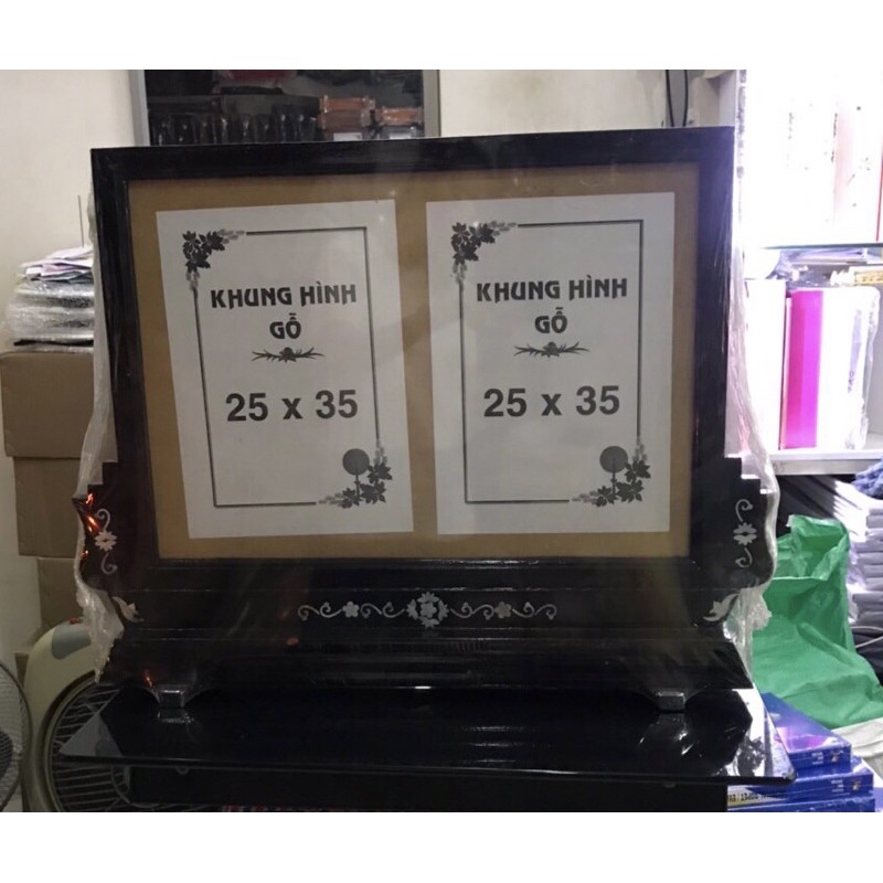 Khung hình thờ đôi
