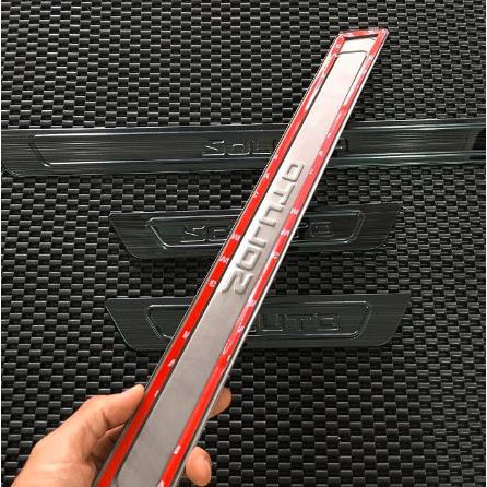 Ốp bậc trong ngoài Soluto Titan, inox