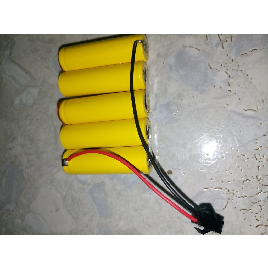 Bin 6v -1500mah cho xe điều kiển có thể sạc nhìu lần chân SW