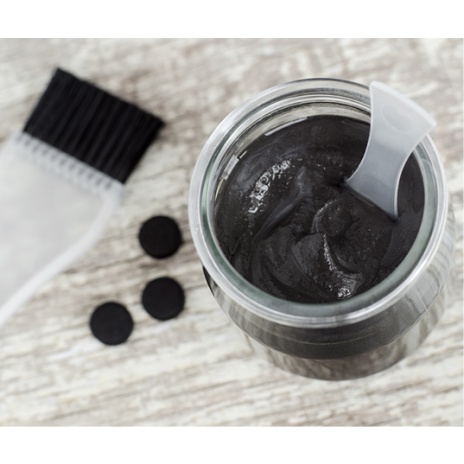 Mặt Nạ Than Hoạt Tính JEEARA CHARCOAL MUD DATE 02/08/2025