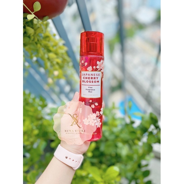 Xịt thơm toàn thân Bath and Body Works Japanese Cherry Blossom 236ml