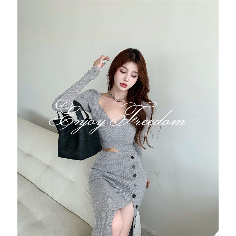 Enjoy Freedom Bộ Áo Phối Chân Váy Ôm Hông Thời Trang Thu Đông 2022 Mới Mẻ Gợi Cảm