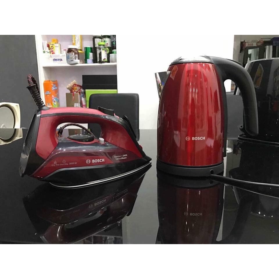 BÀN LÀ HƠI NƯỚC BOSCH ĐỎ 3000W TDA 503001 P Edition Rosso - Made in Spain