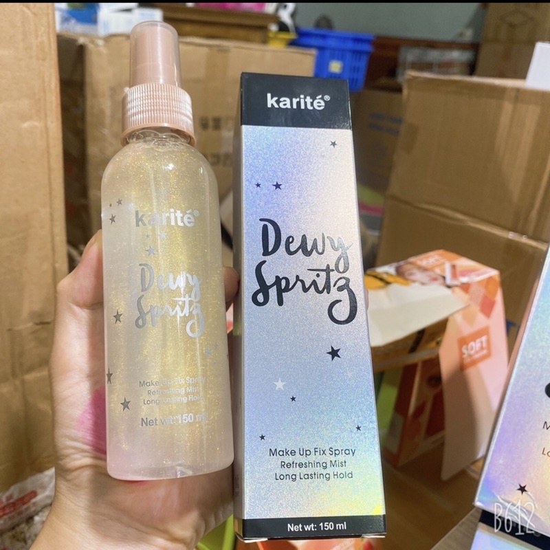 Xịt khoá lớp makeup giữ nền lâu trôi có nhú mịn lấp lánh 🌺 | BigBuy360 - bigbuy360.vn