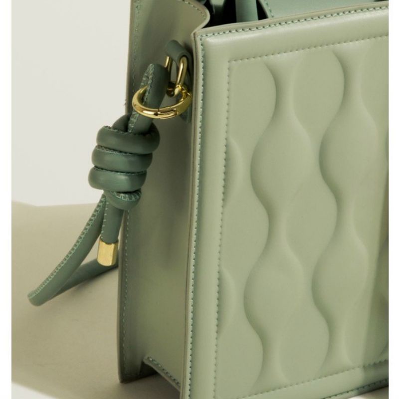 Túi Xách Cầm Tay Đeo Vai Hình Vuông Nhỏ Nhắn Thời Trang Sành Điệu Salaa Store